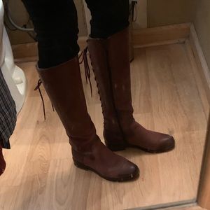 Sofft riding boot size 7